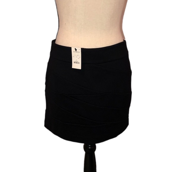 Express Mini Skirt - Picture 2 of 5